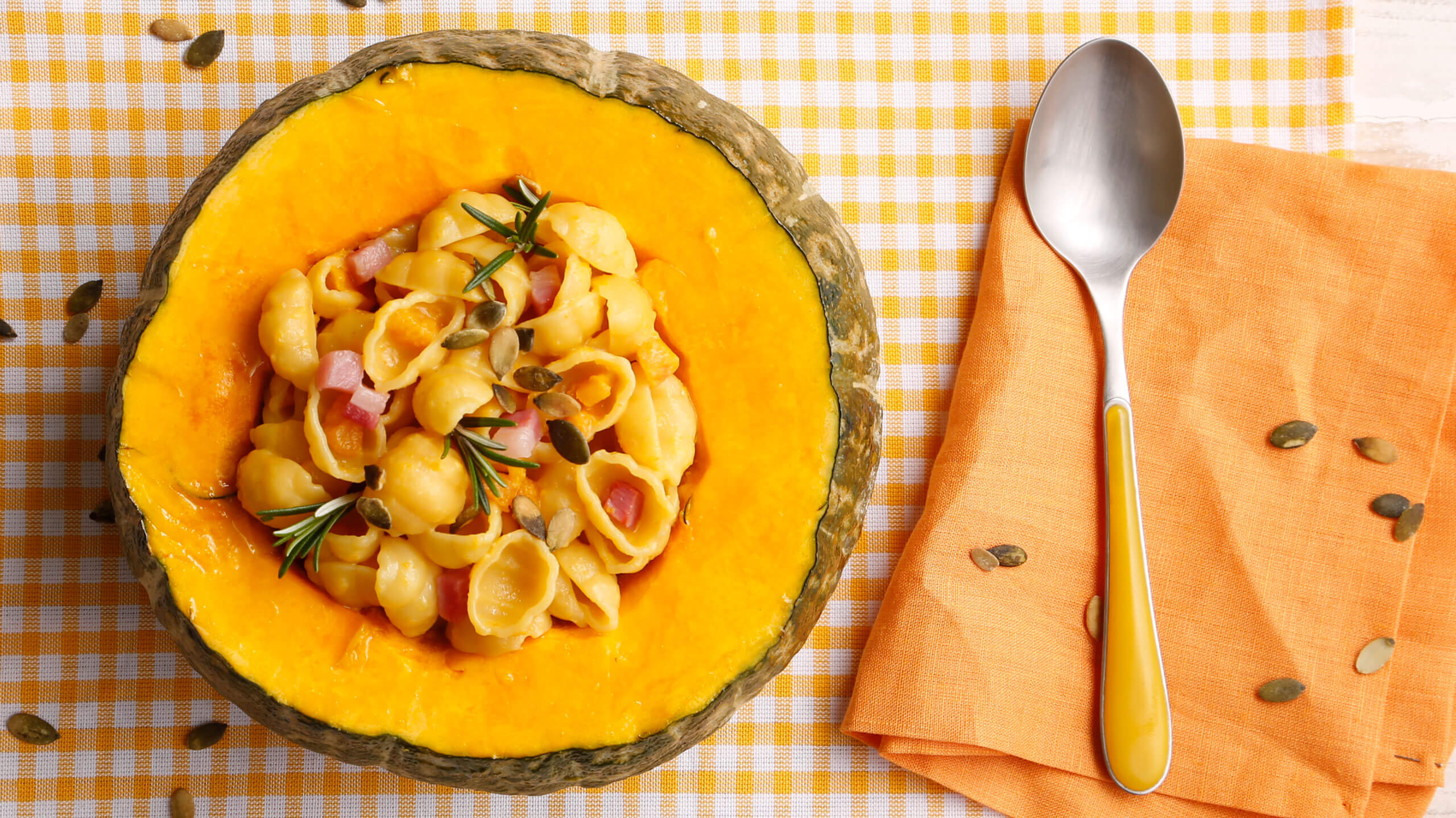 Pasta risottata con zucca, rosmarino e pancetta Agnesi